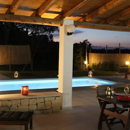 Melissa Con Piscina Privata Βίλα Santa Maria Del Focallo